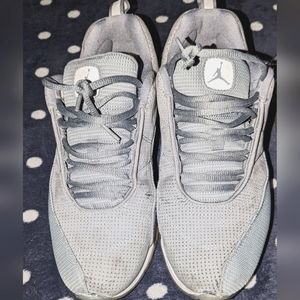 Men's Jordans size 9